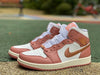 AJ1 MID Red Stardust