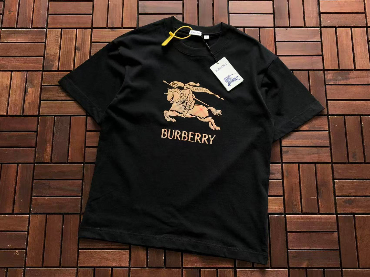 T-Shirts BB