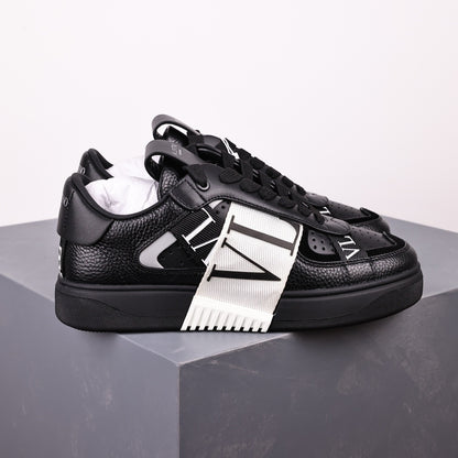 Valentino VL7n Black