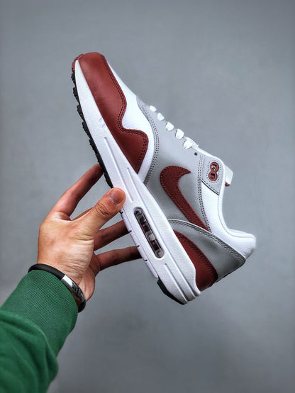 Air Max 1 Mystic Dates