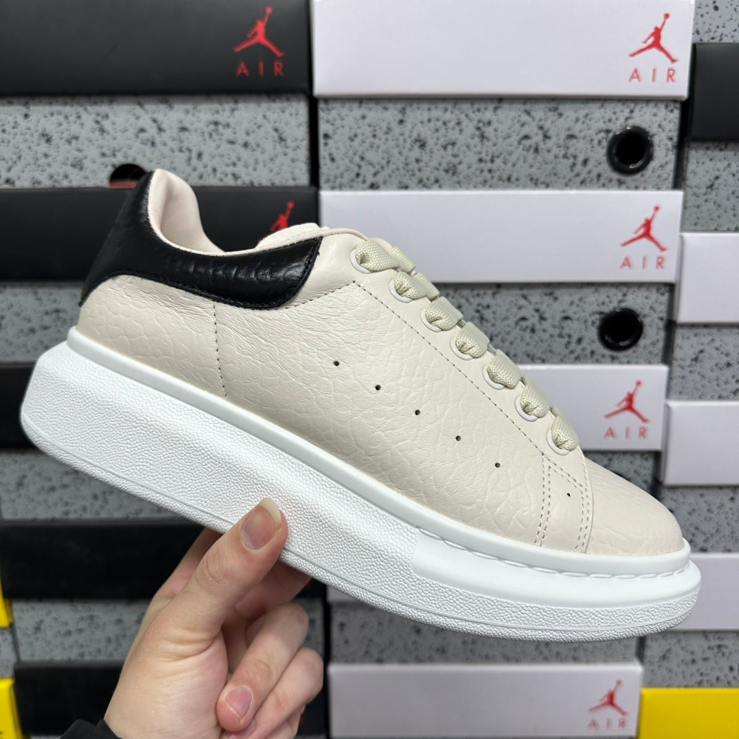 Alexander McQueen Beige and Black