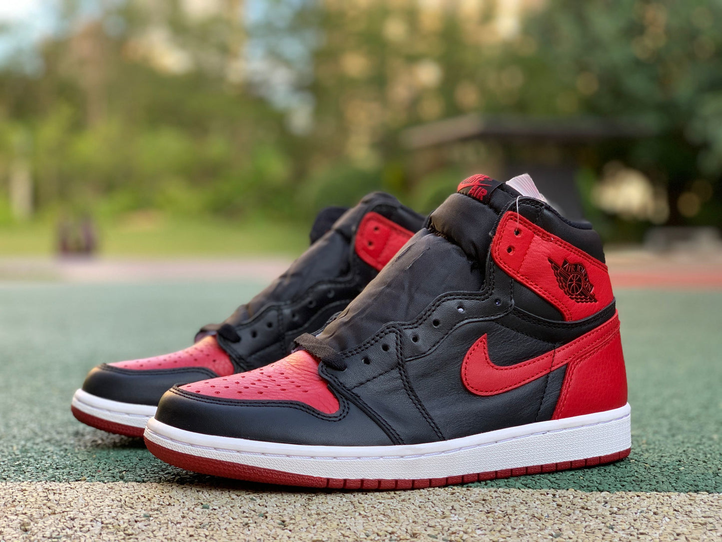 AJ1 High Banned