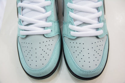 Dunk SB Aqua Blue Lobster