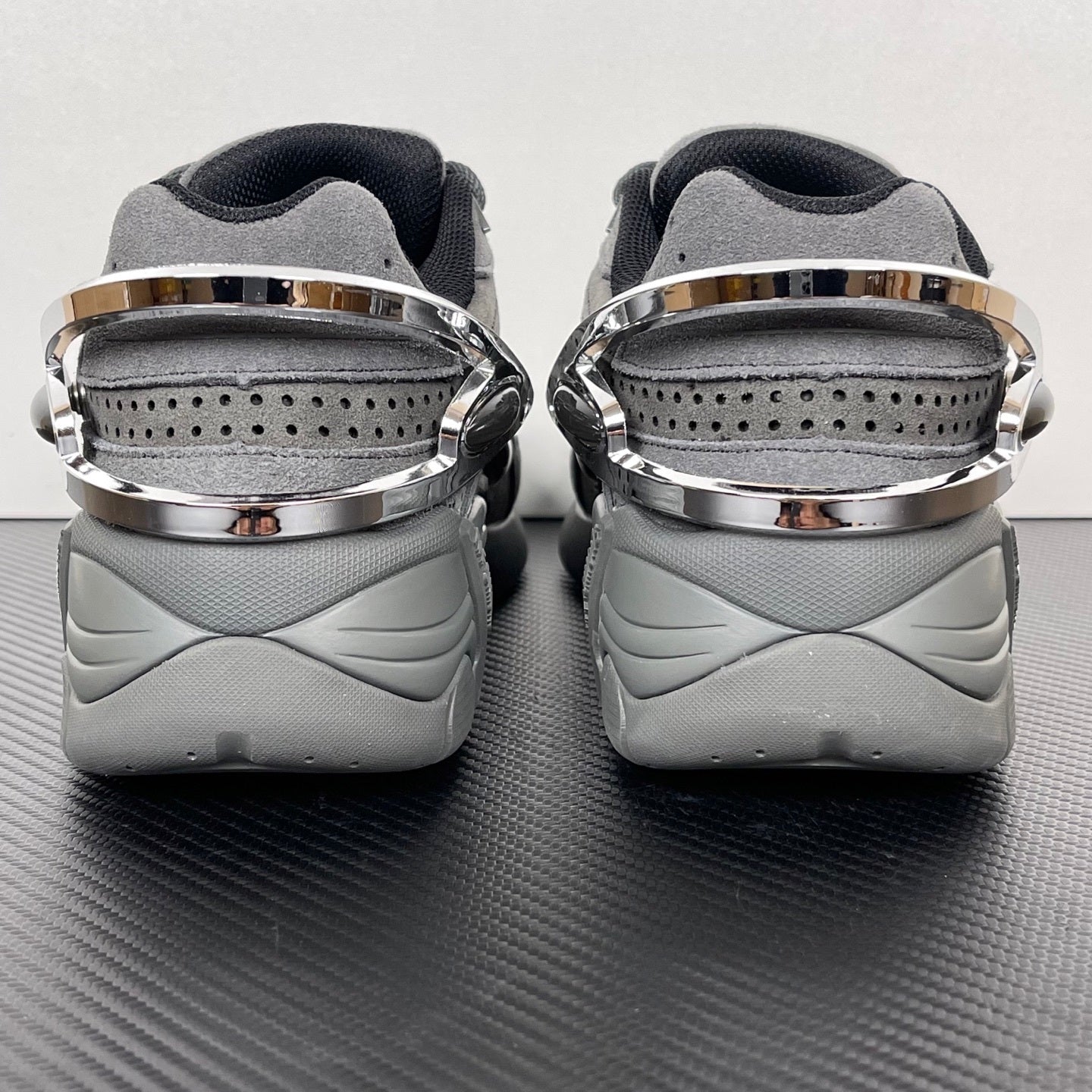 Cylon-21 Grey