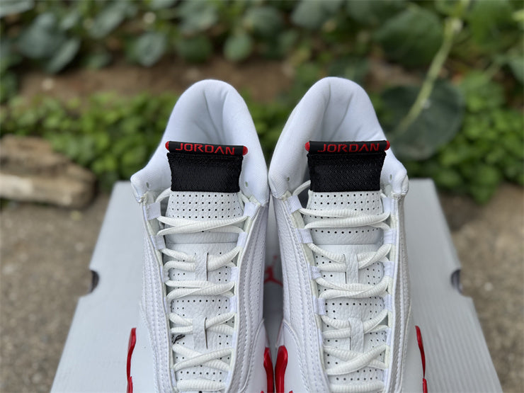 AJ14 Retro Candy Cane