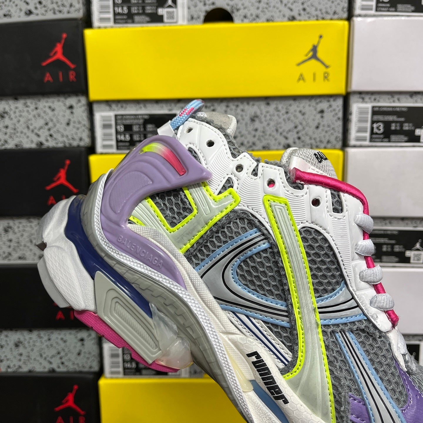 BLG Runner White/Pink/Grey/Yellow