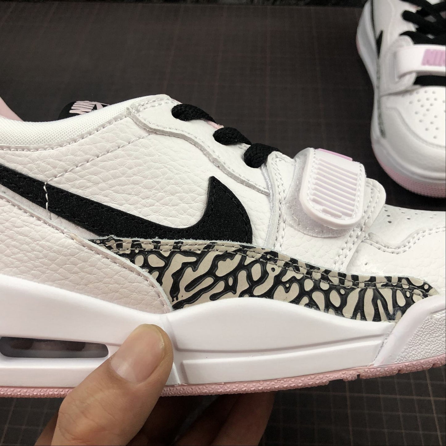 Legacy 312 White Pink