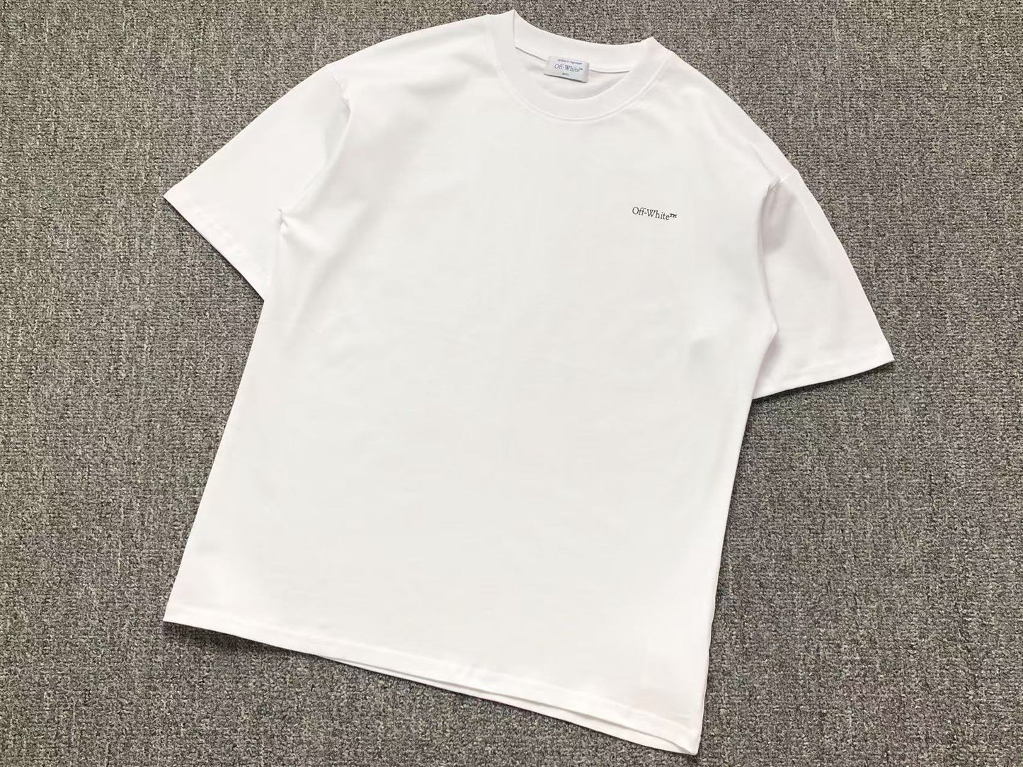T-shirt Off