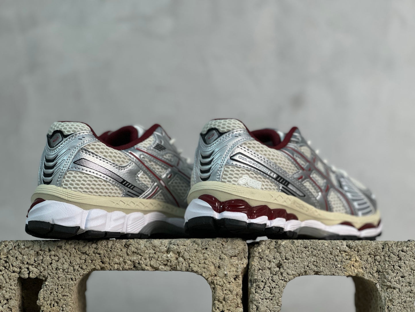 GEL-Kayano 12.1 Silver/Red