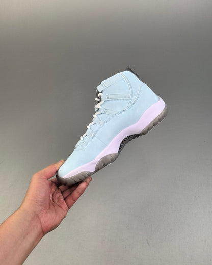 AJ11 Retro High Blue