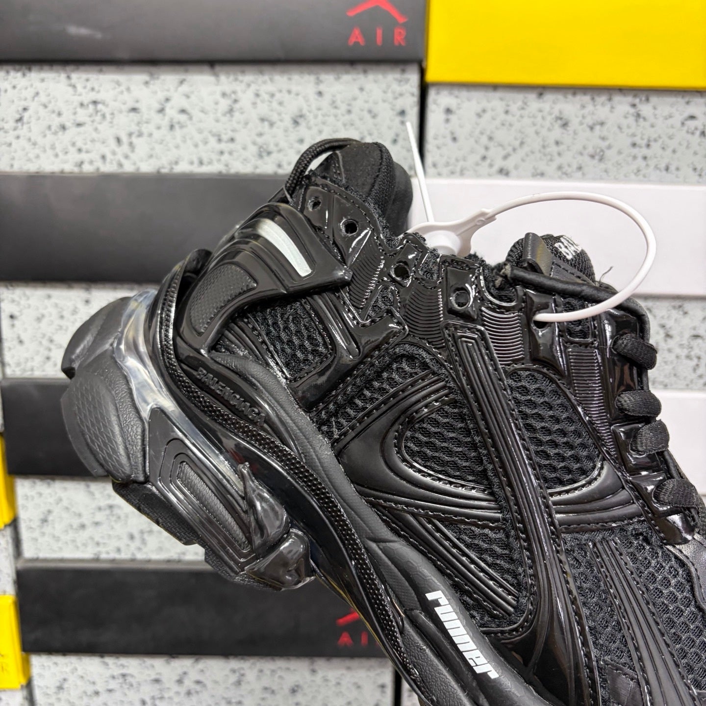 BLG Runner Led Black