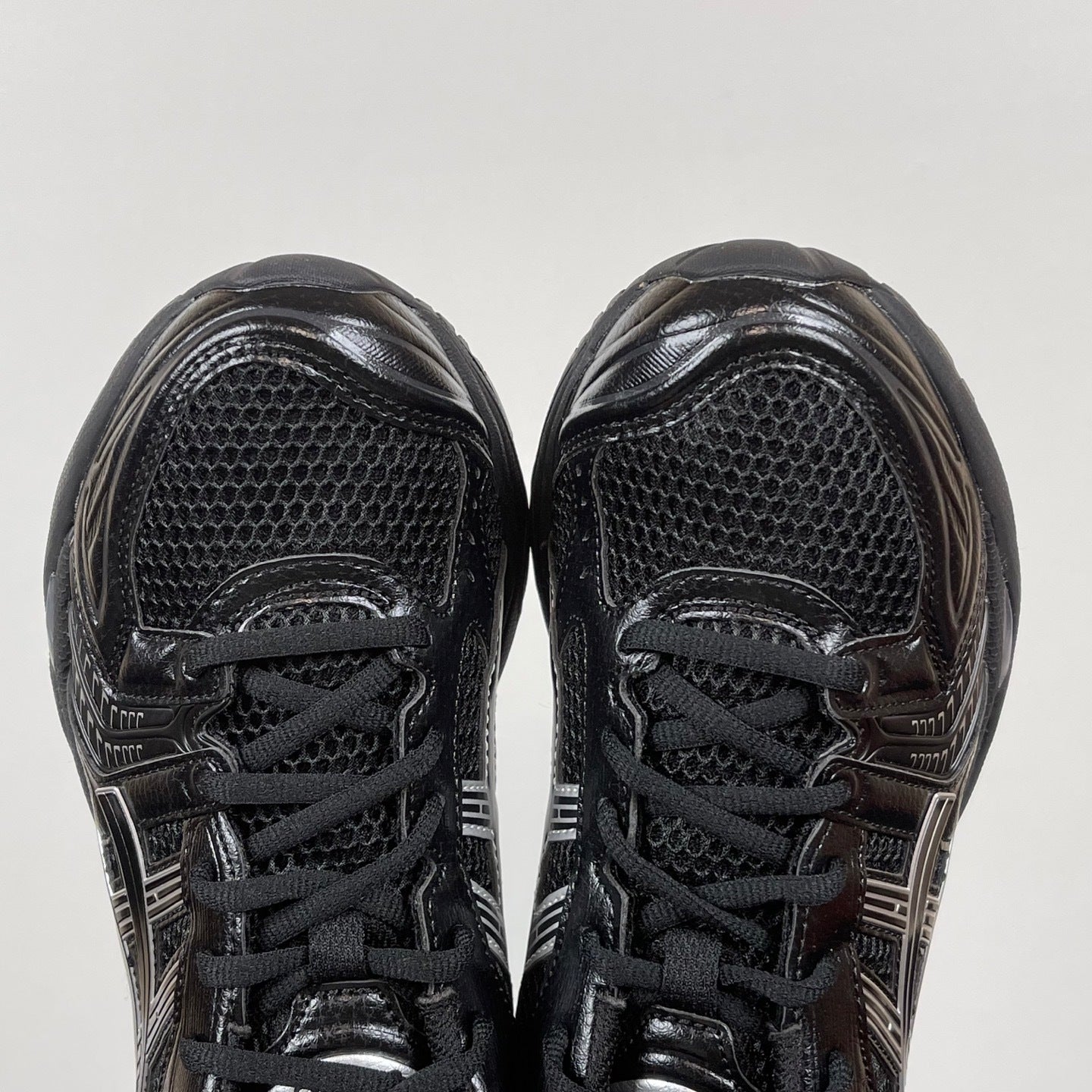Kayano 14 Black