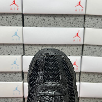 Vomero 5 Black