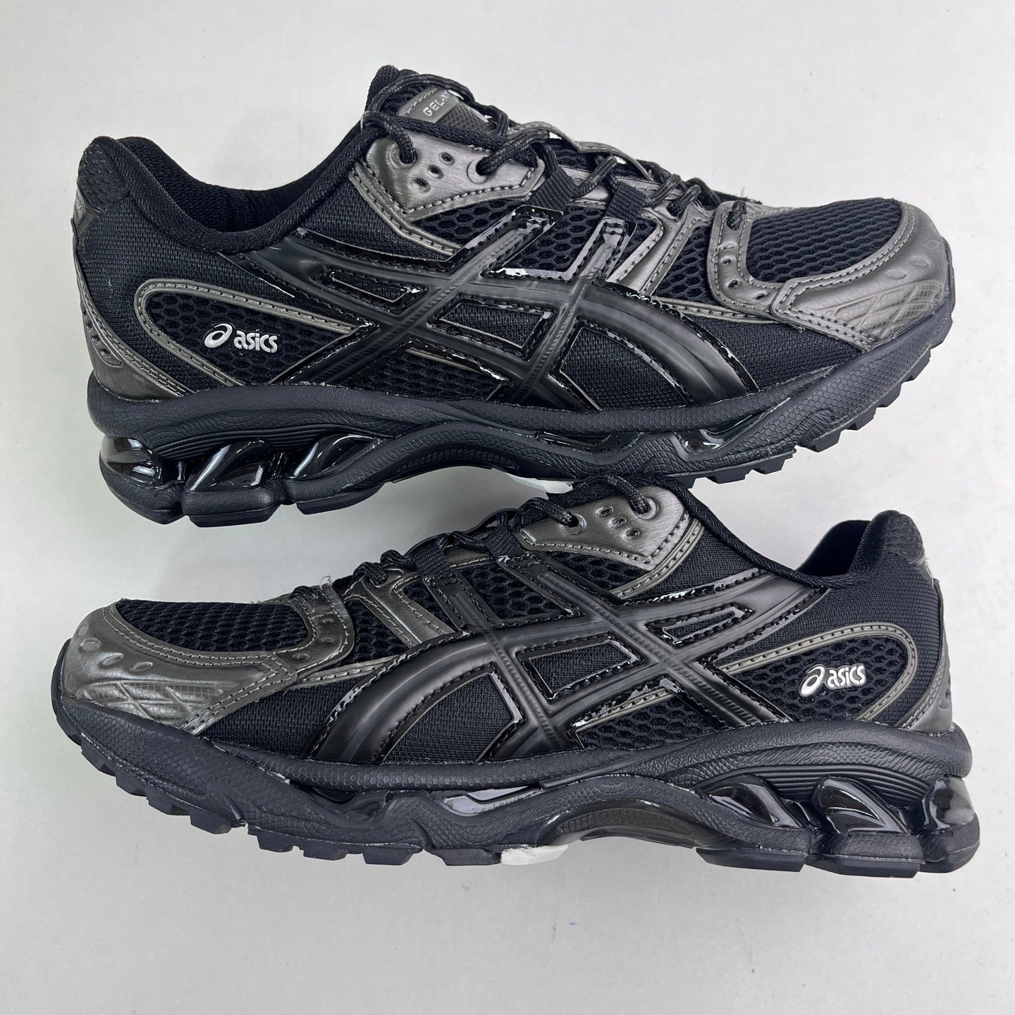 GEL-NIMBUS 10.1 Black/DarkGrey