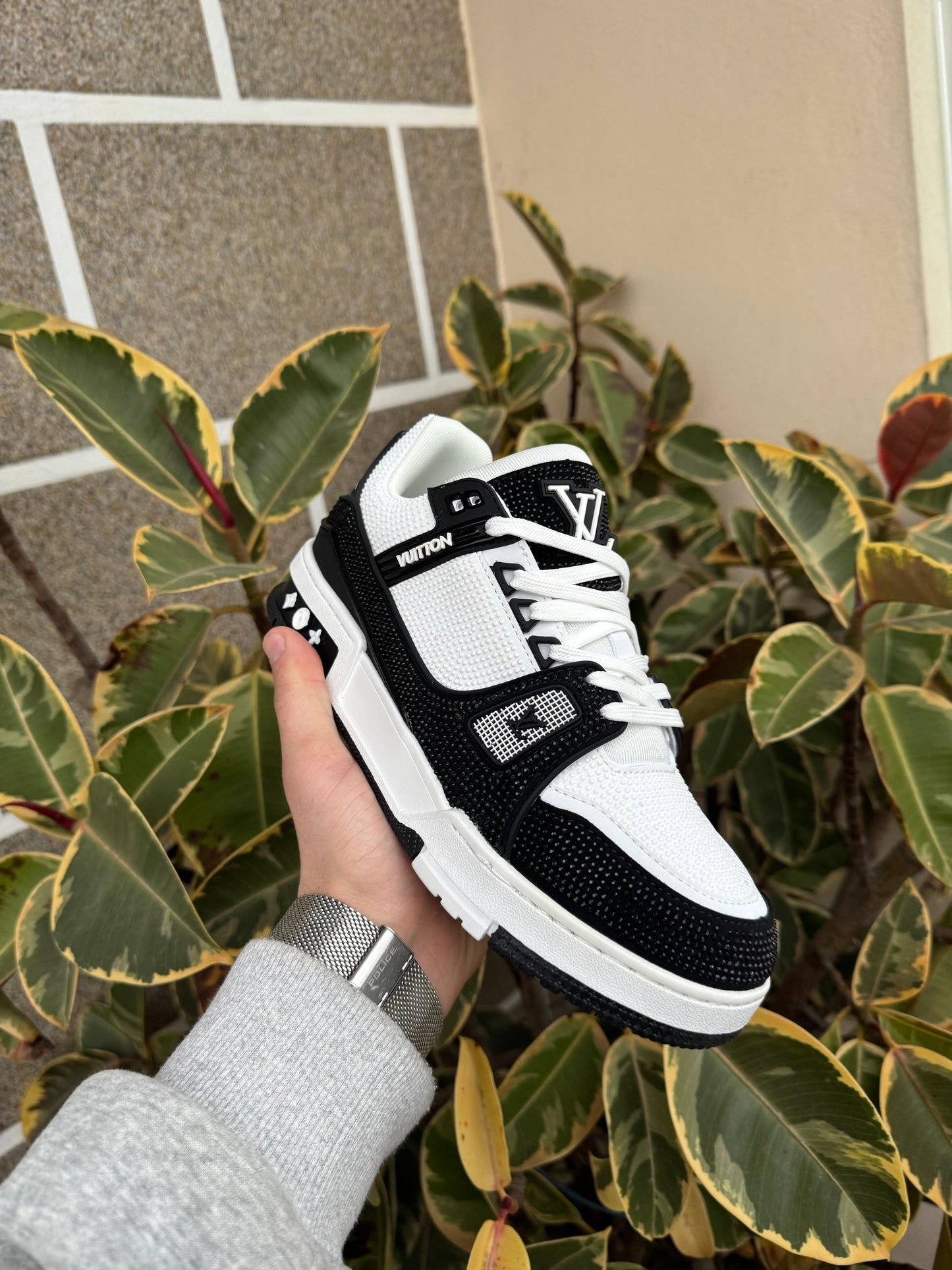 Trainer Brilhante Black and White