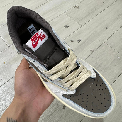 AJ1 Travis Reverse Mocha