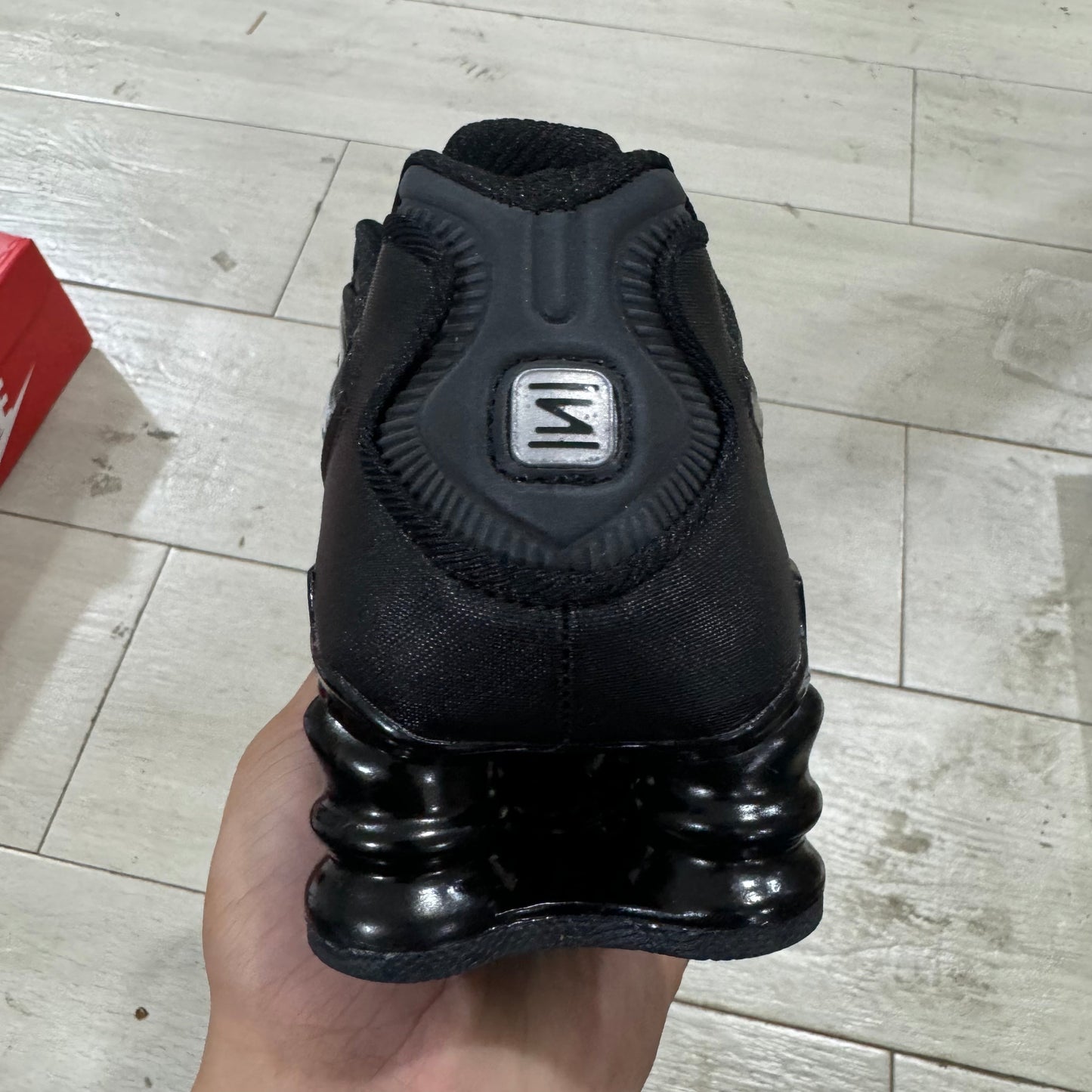 Aware Shox All Black