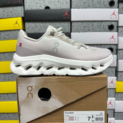 On Running Cloudtilt Remix Pearl