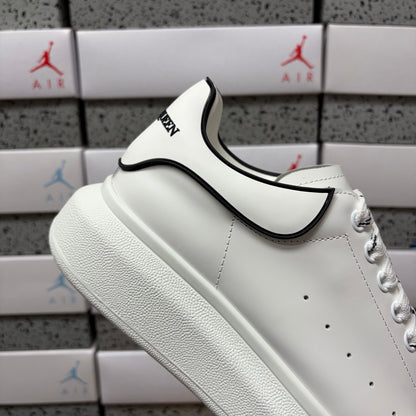 Alexander McQueen Shadow White Black