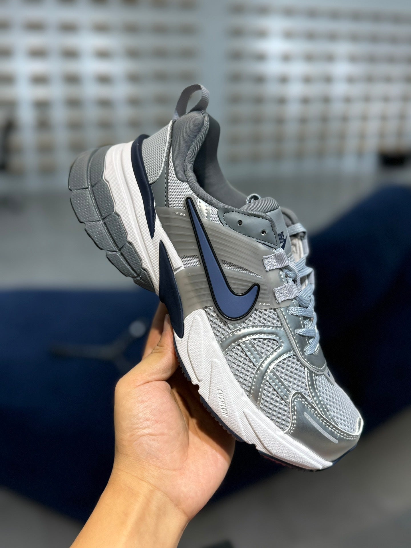V2K Run Silver and Blue