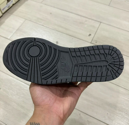 AJ1 Travis Grey