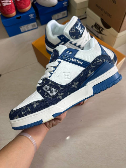 Trainer Blue and White