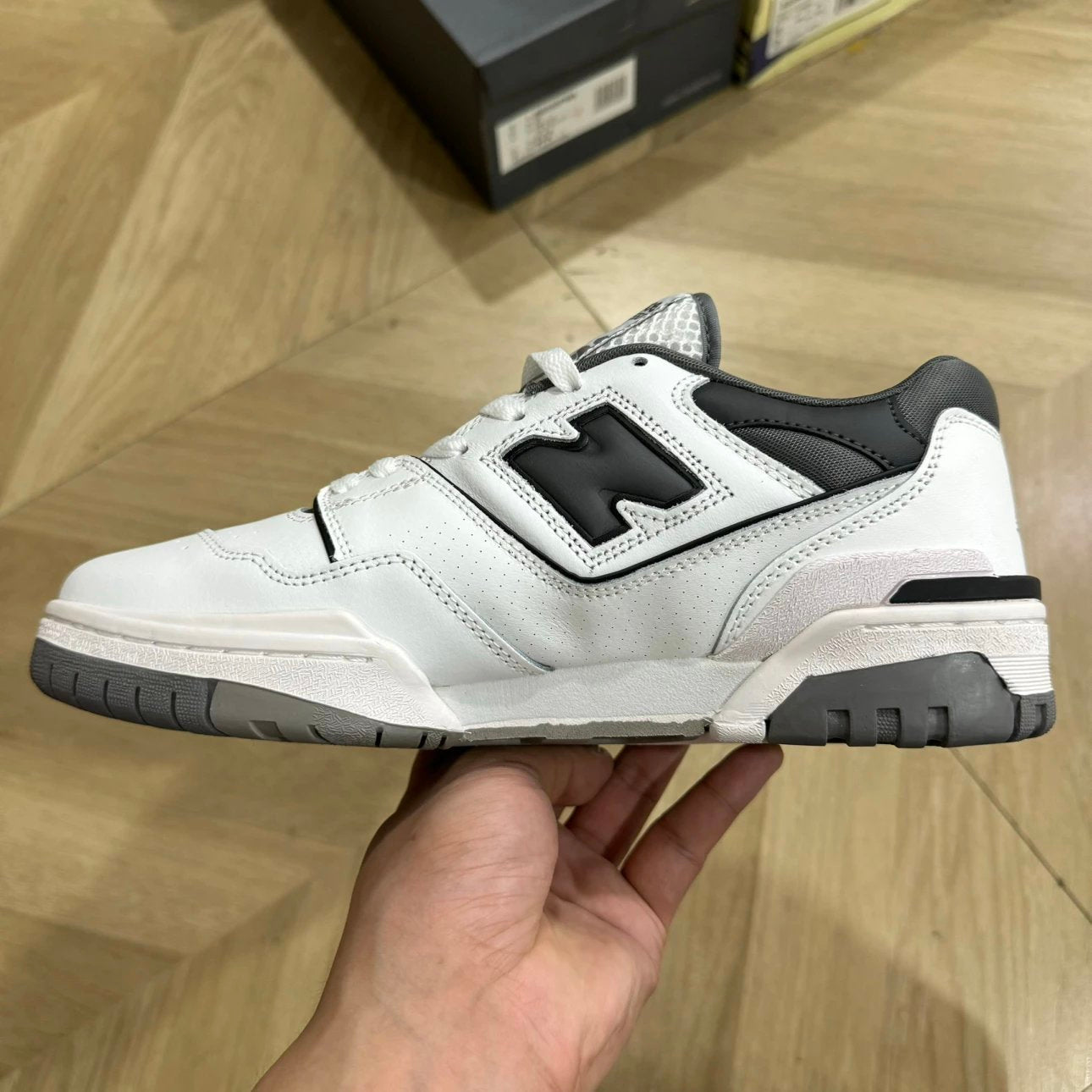 550 Grey