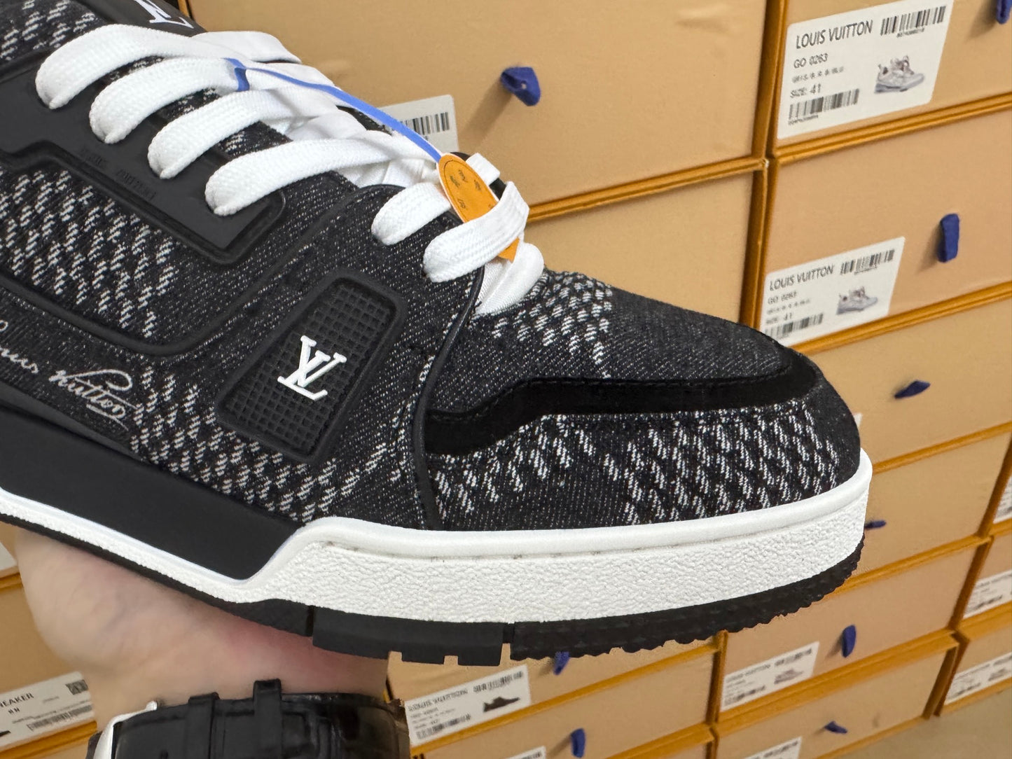Trainer Black