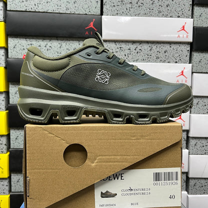 Cloudtilt Loewe Dark Green