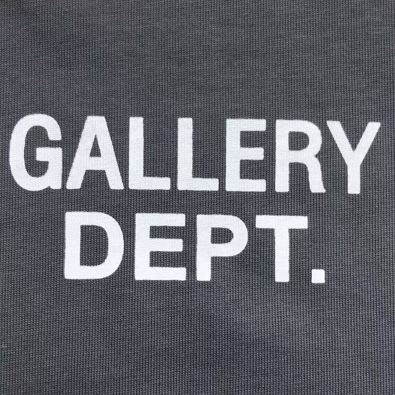 T-shirt GALLERY DEPT
