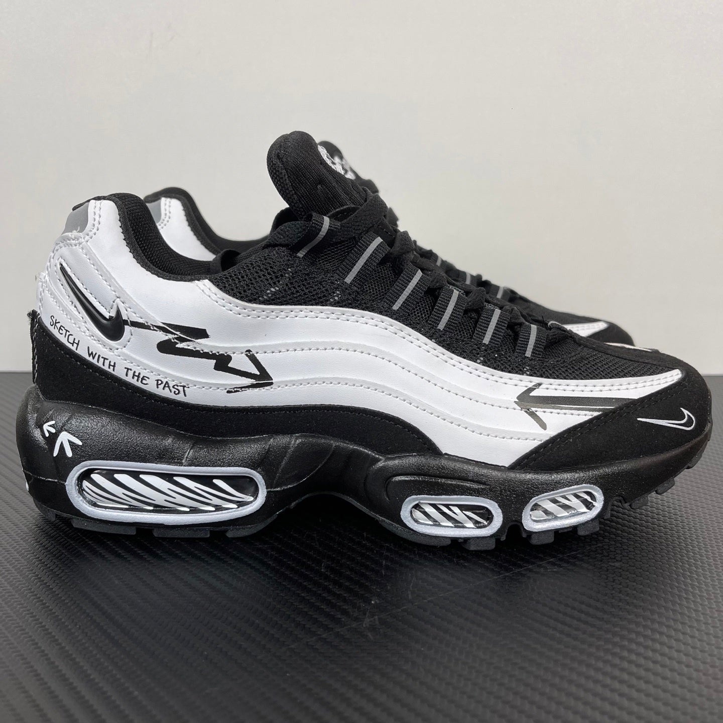 95  Future Movement Sketch With The Past