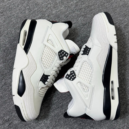 AJ4 Military Black