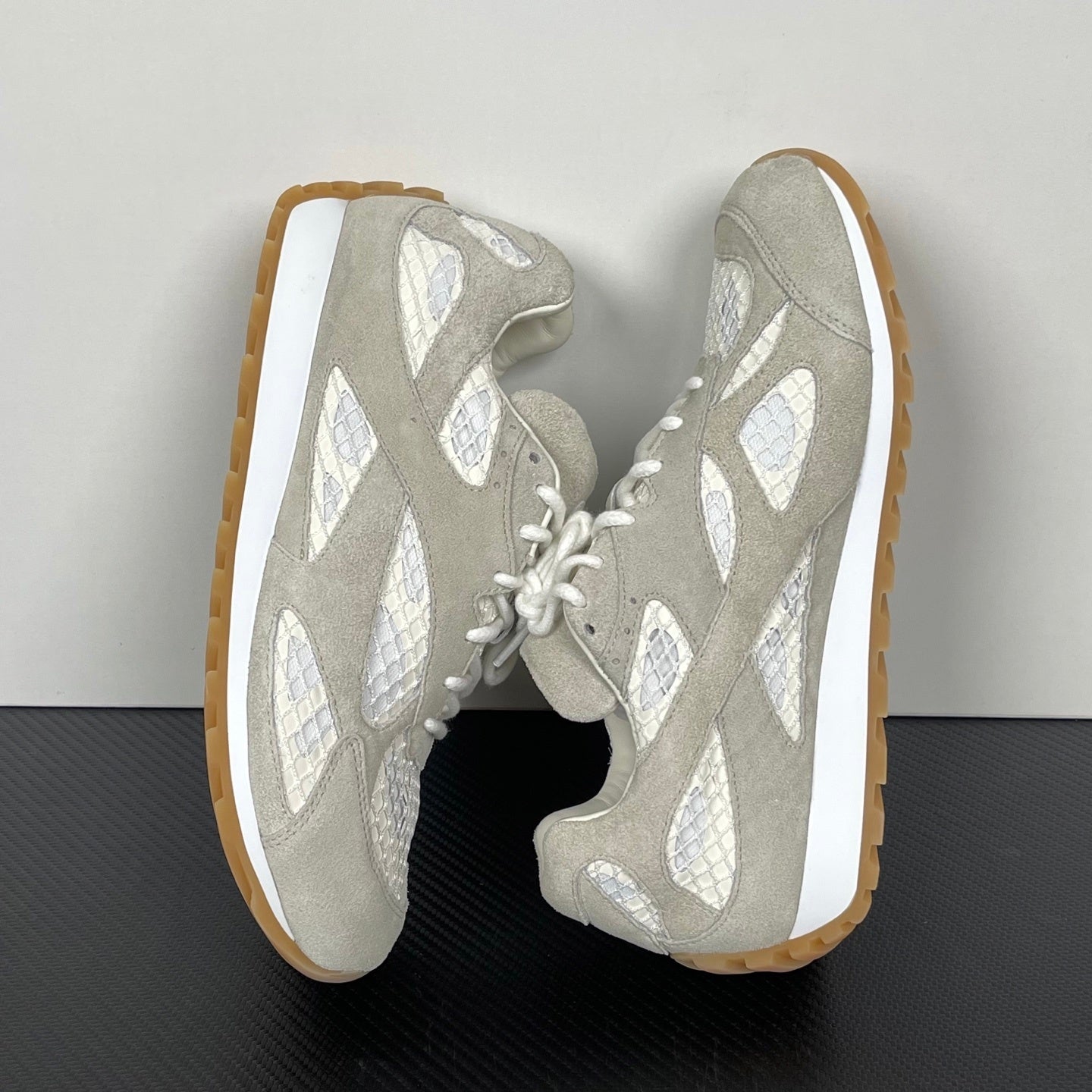 BV Orbit White and Grey