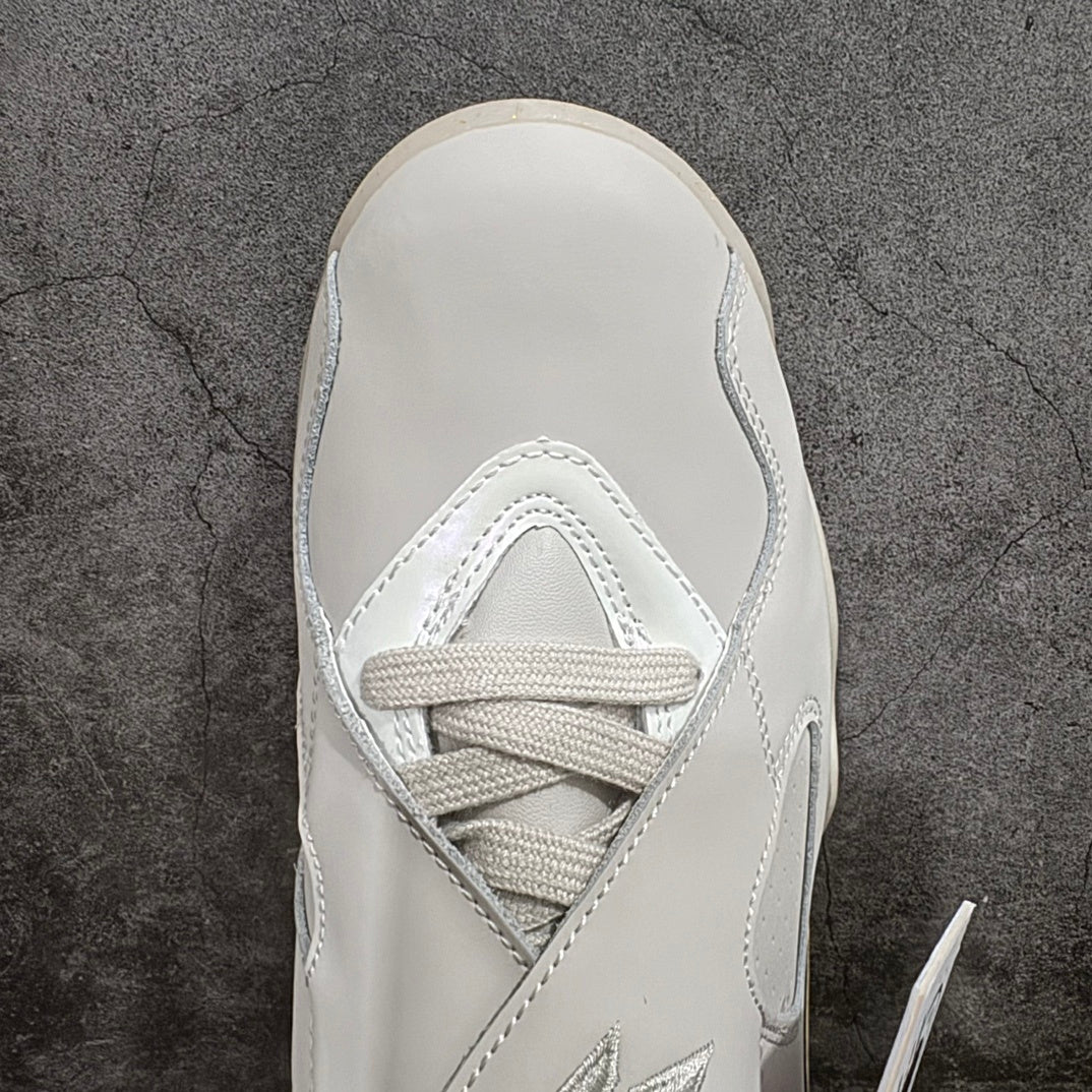 AJ8 Championship Trophy Pack