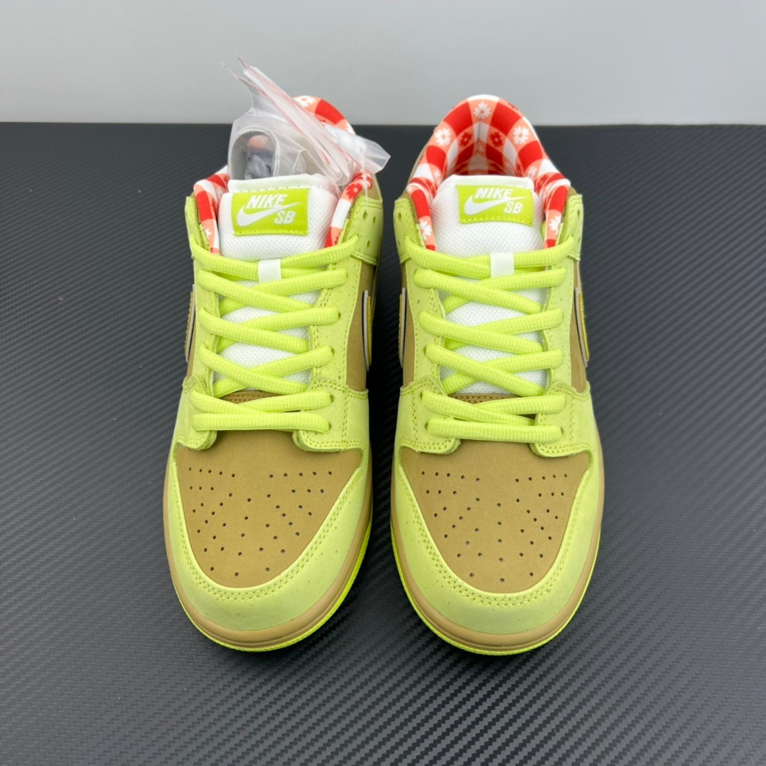 Dunk SB Volt Lobster