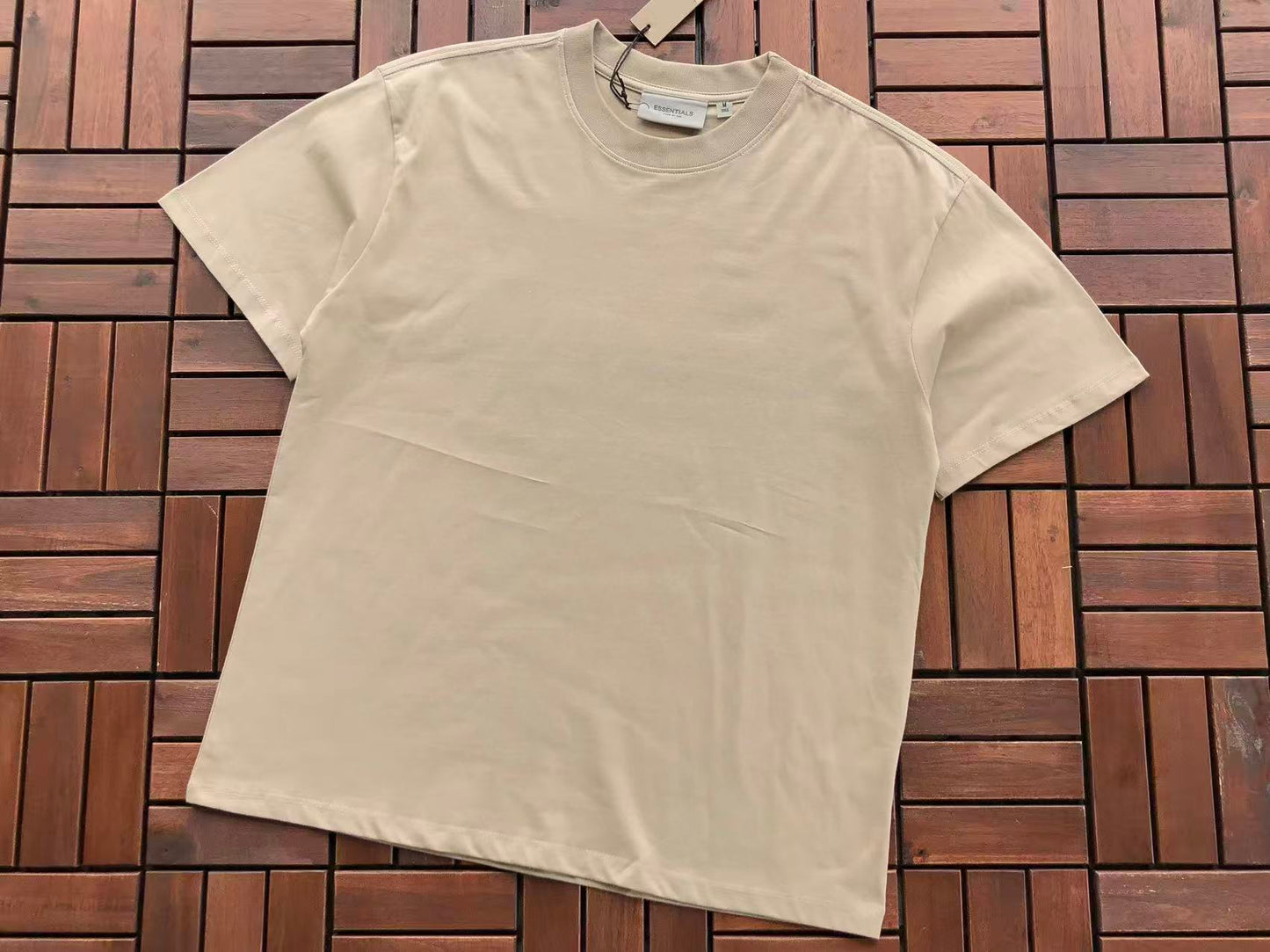 T-Shirts ESSENT