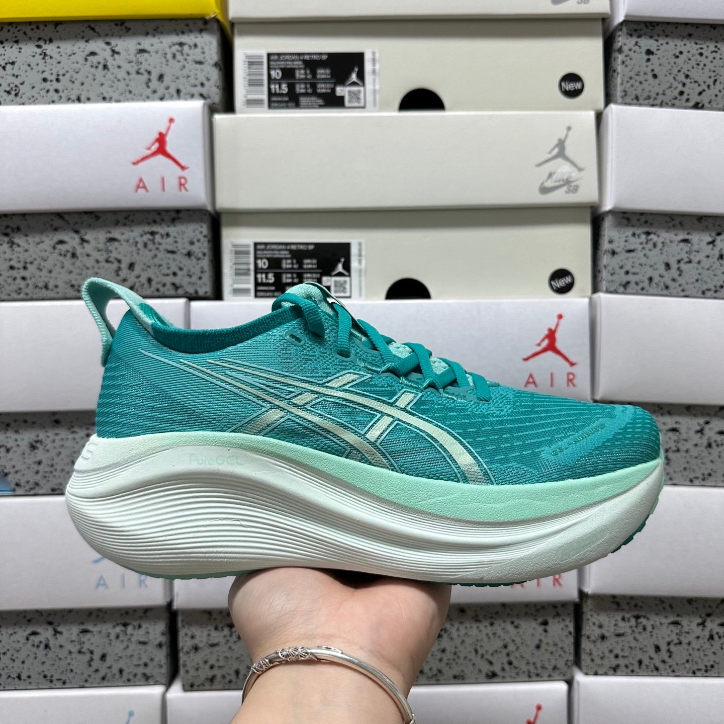 GEL-NIMBUS 27 Waveteal/Iluminate Mint