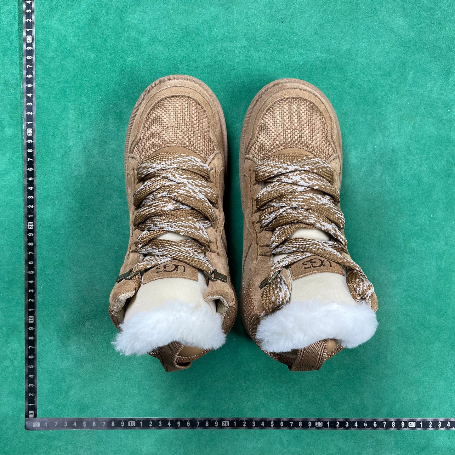 UGG Lowmel