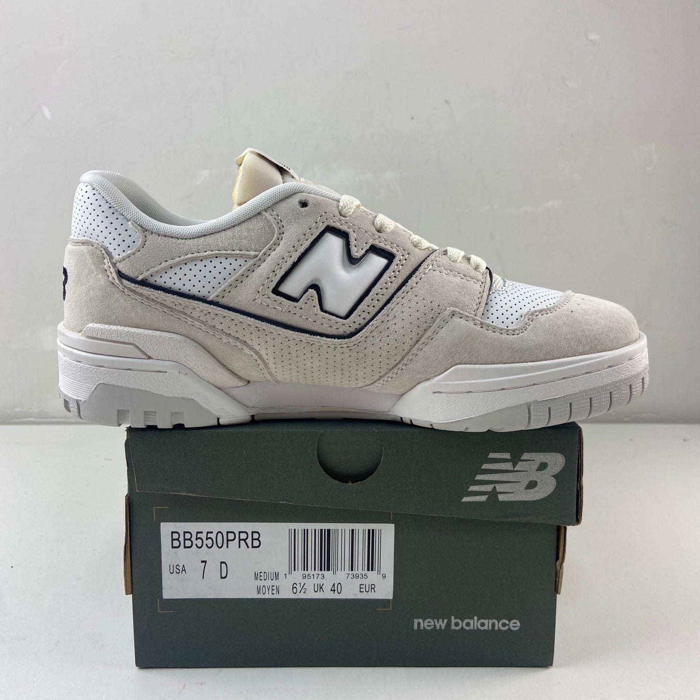 550 Classic Grey