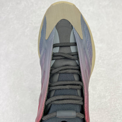 700 V3 Fade Carbon