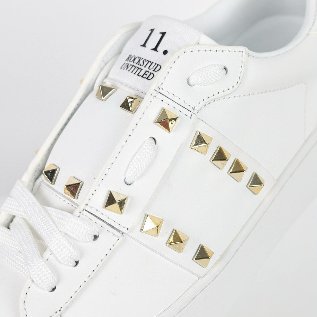 Valentino Rockstud Untitled White