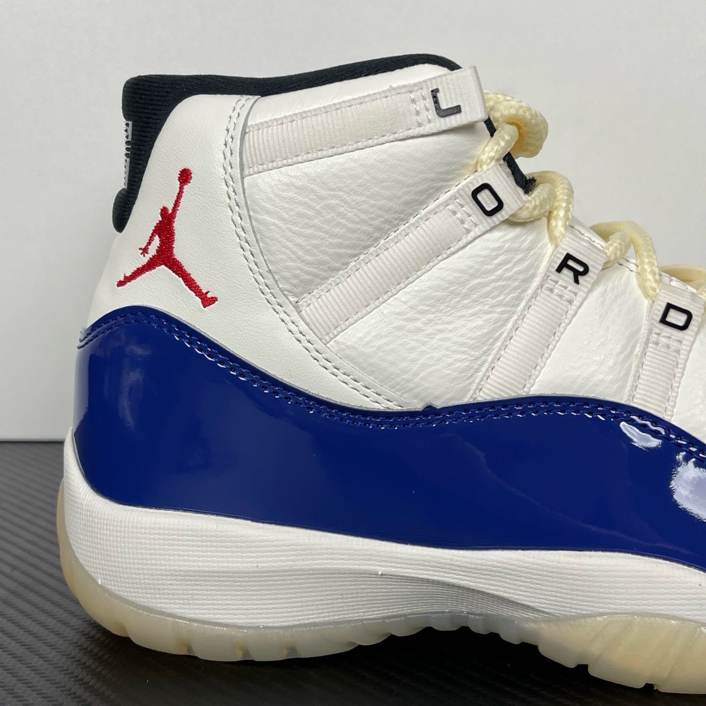 AJ11 Retro White and Blue