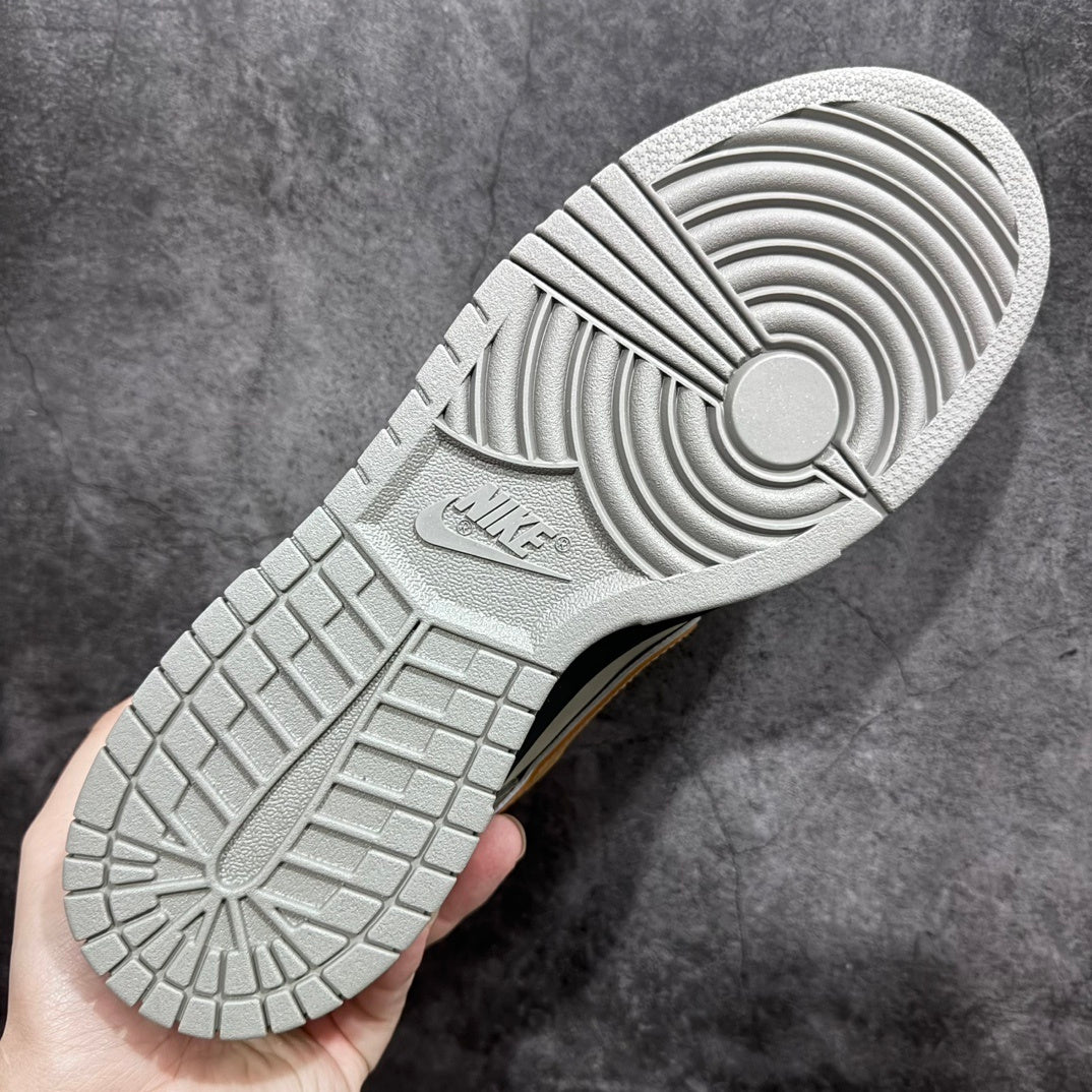 Dunk SB Grey Lobster