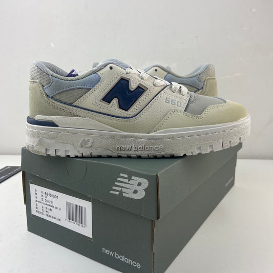 550 Old Blue and White
