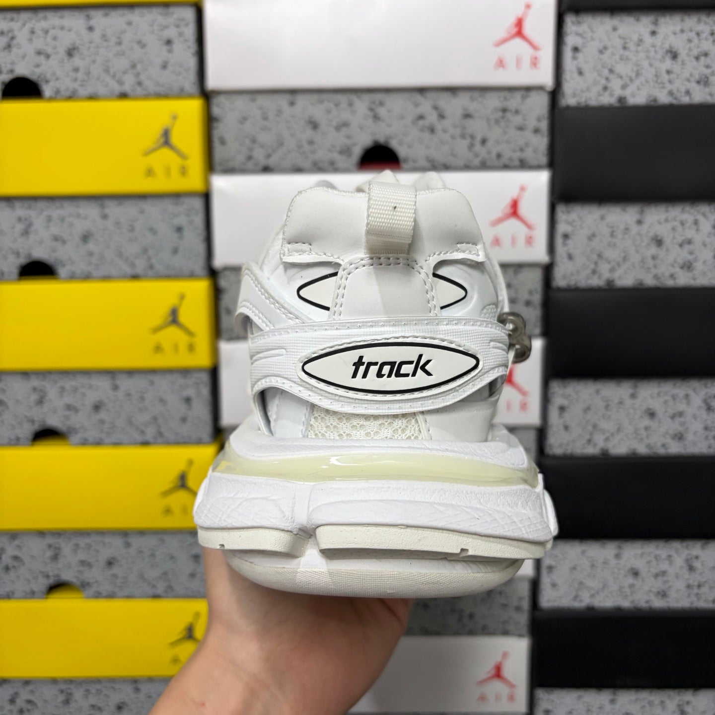 BLG Track White Grey