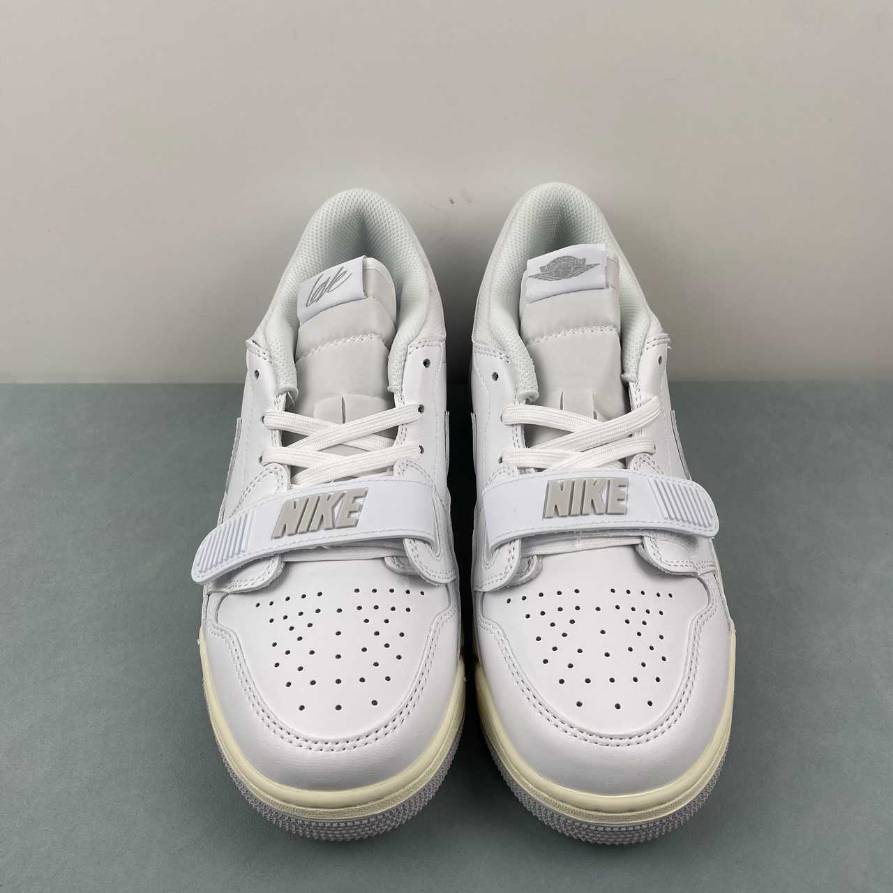 Legacy 312 Retro White