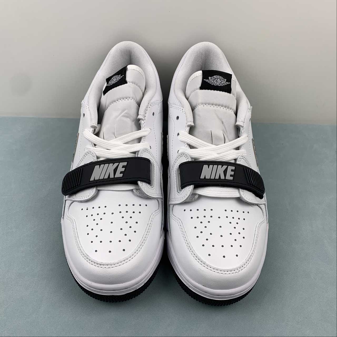 Legacy 312 White/Black/Sail/Wolf Grey