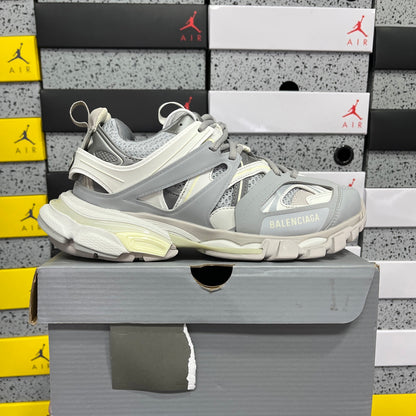 BLG Track Grey White