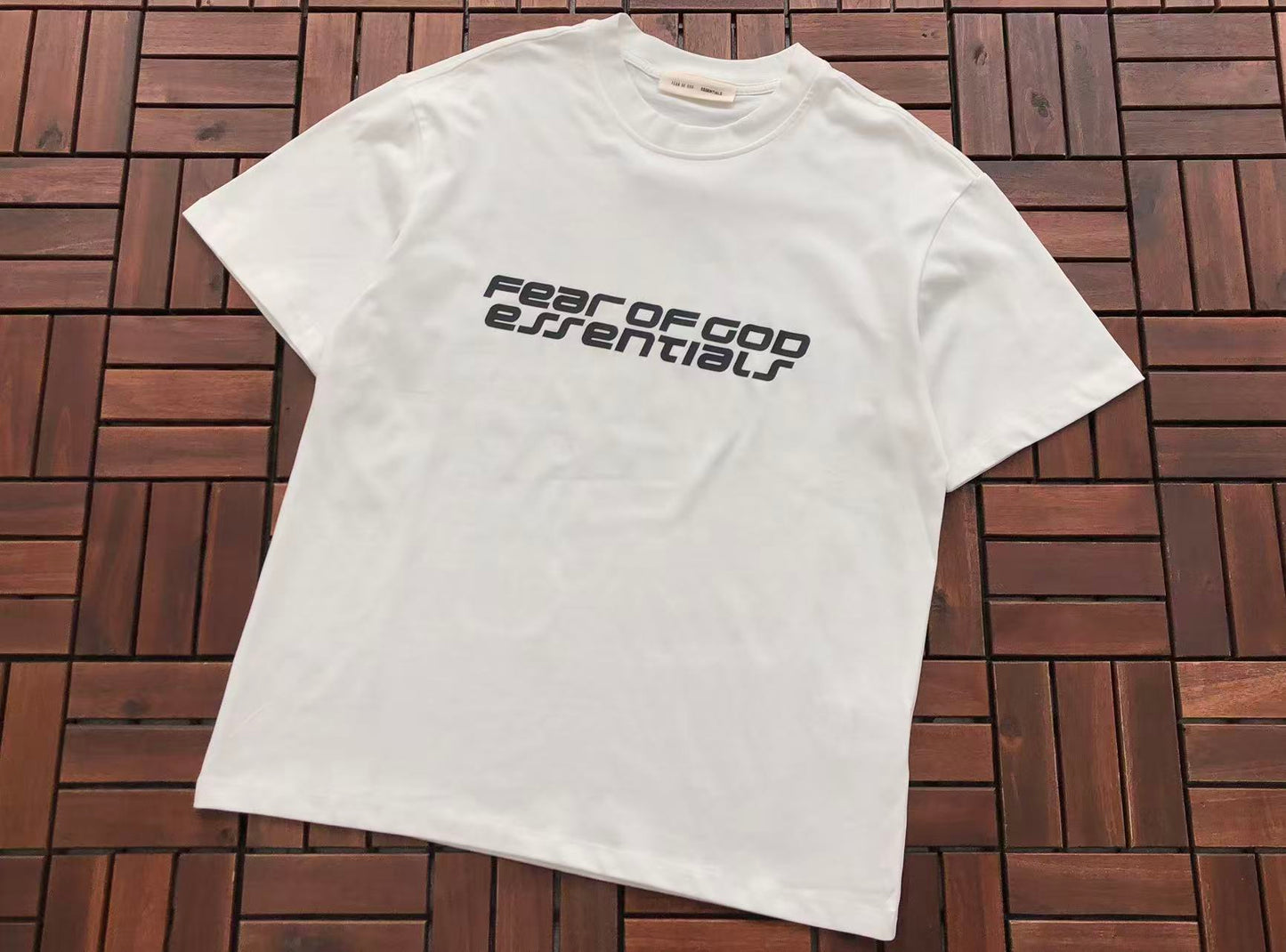 T-Shirts ESSENT