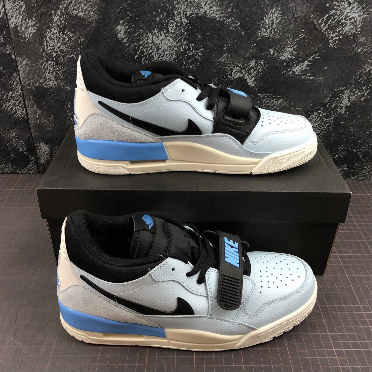 Legacy 312 Pale Blue